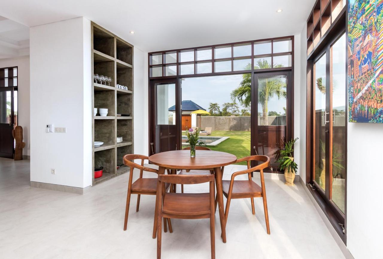 Villa Besakih 5Br, 5 Mins To Beach - Canggu Екстериор снимка